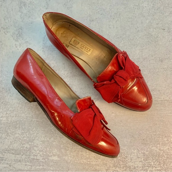 Gucci Shoes - Gucci Vintage Rare Fine Red Shiny Patent Leather Bow Front Pointy loafers